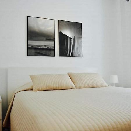 Fantastic 1 Bedroom Apartment In The Centre Of Nerja Esterno foto