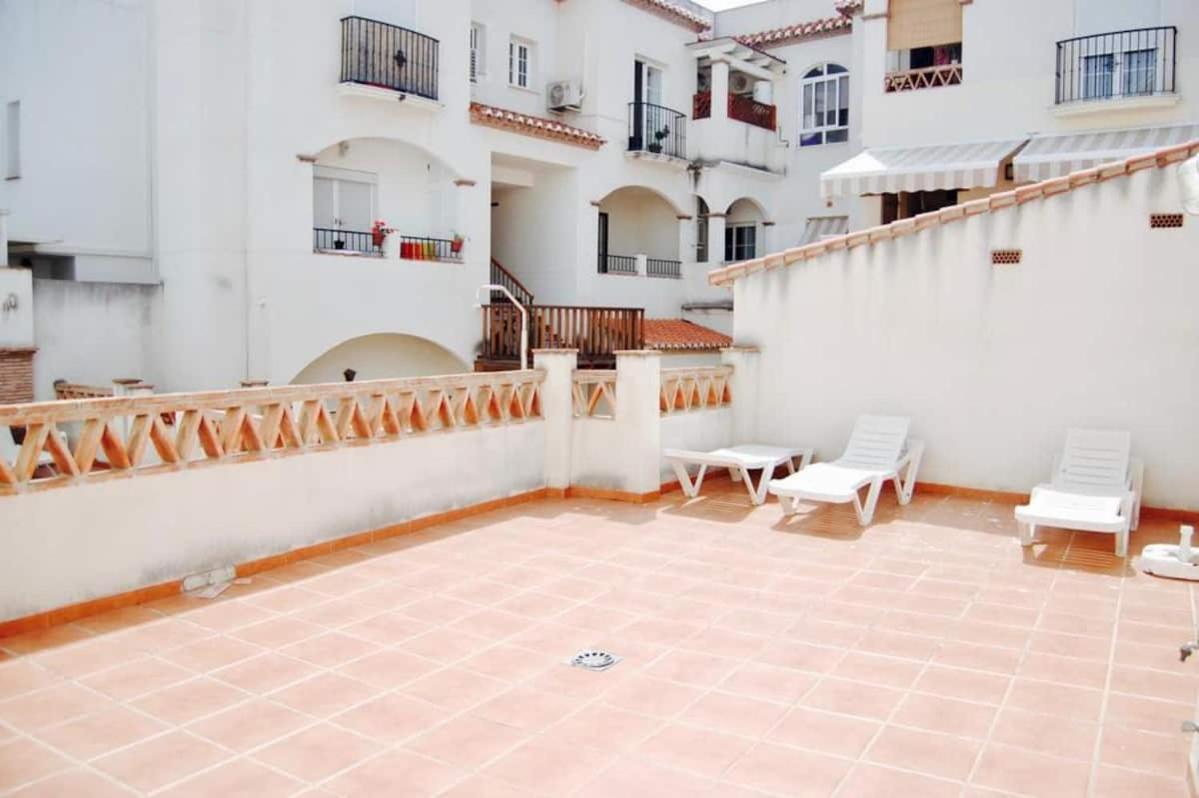 Fantastic 1 Bedroom Apartment In The Centre Of Nerja Esterno foto