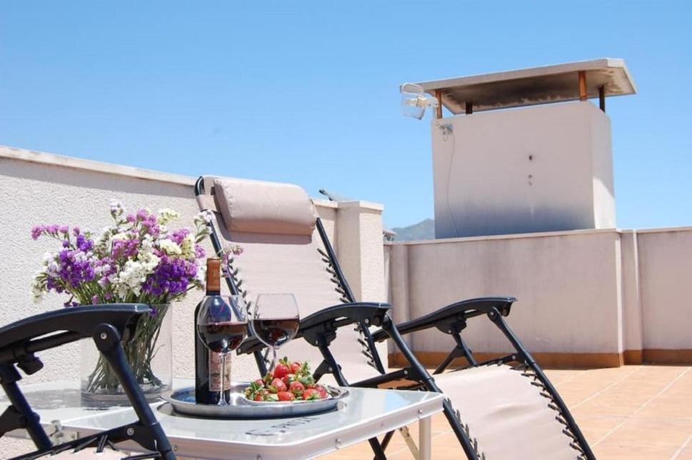 Fantastic 1 Bedroom Apartment In The Centre Of Nerja Esterno foto