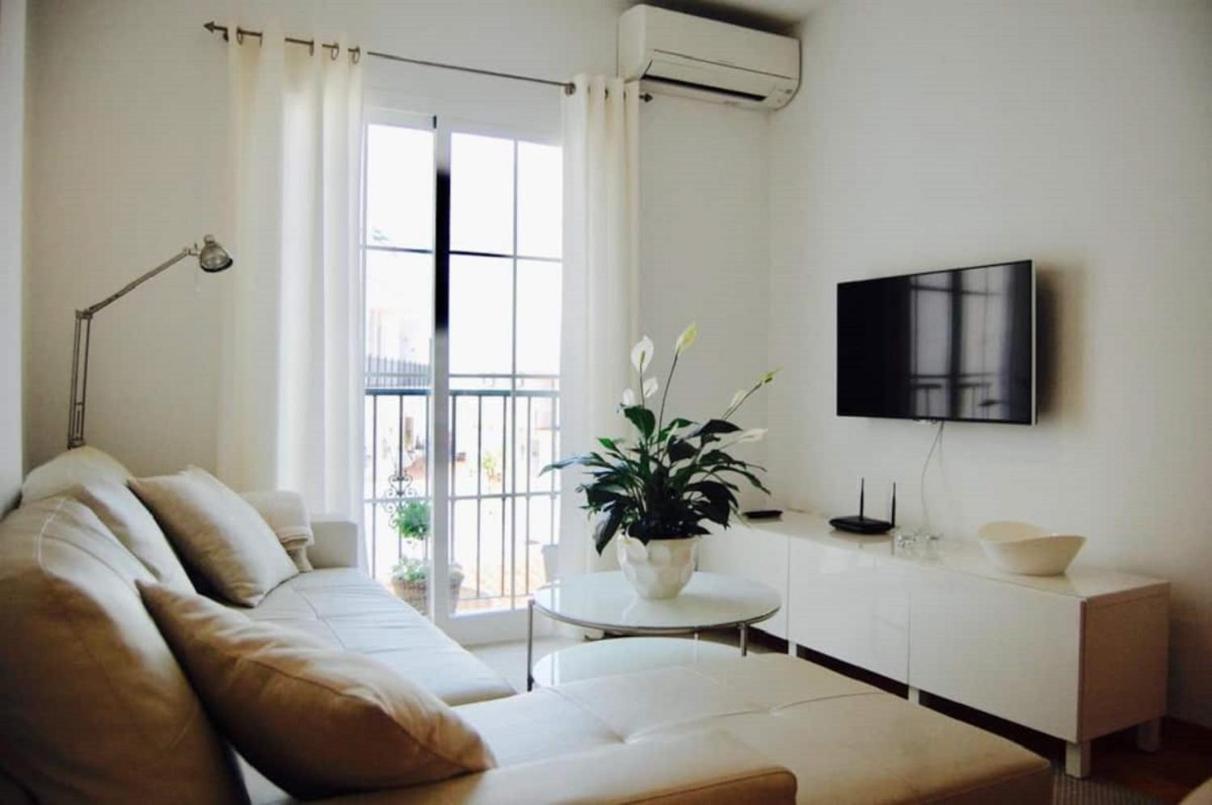 Fantastic 1 Bedroom Apartment In The Centre Of Nerja Esterno foto
